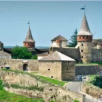 Кам’янець-Подільський: що подивитися та чим цікаве місто
