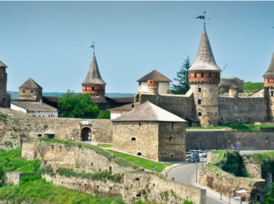 Кам’янець-Подільський: що подивитися та чим цікаве місто